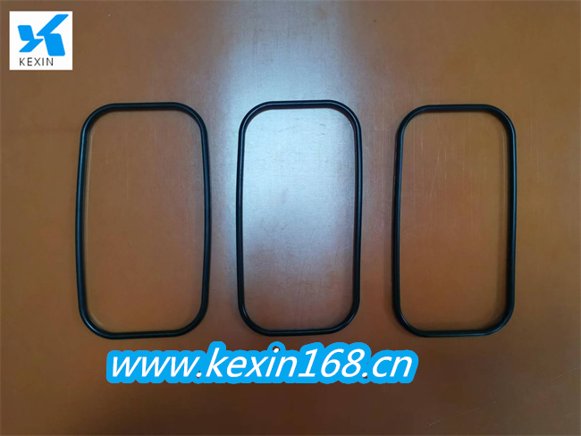 如何解決硅膠制品分模線(xiàn)的問(wèn)題？